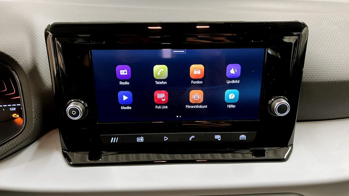 Vehicle Image 9