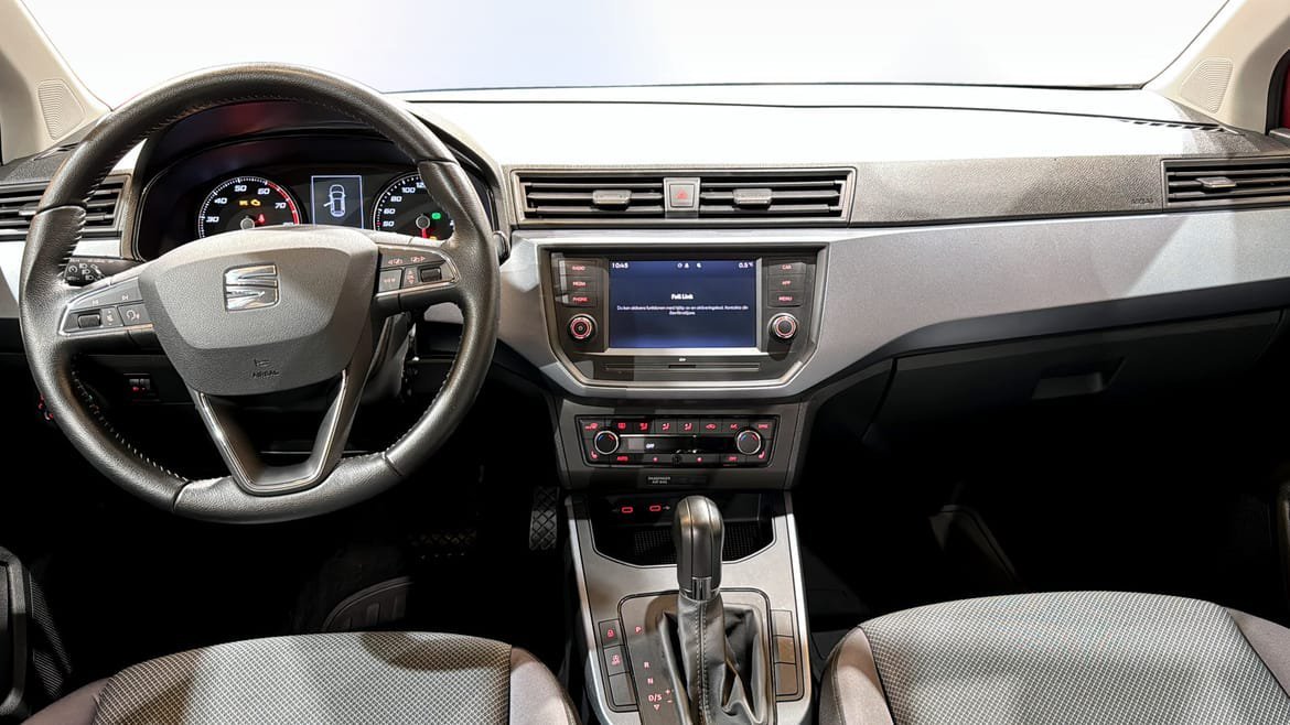 Vehicle Image 10
