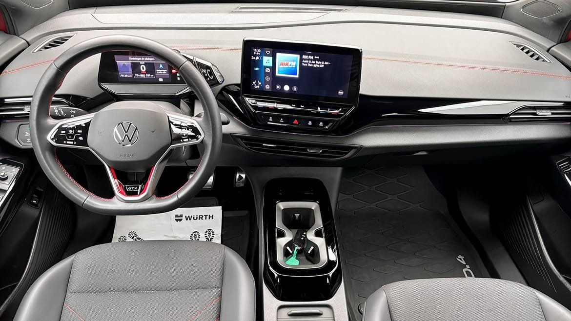 Vehicle Image 10