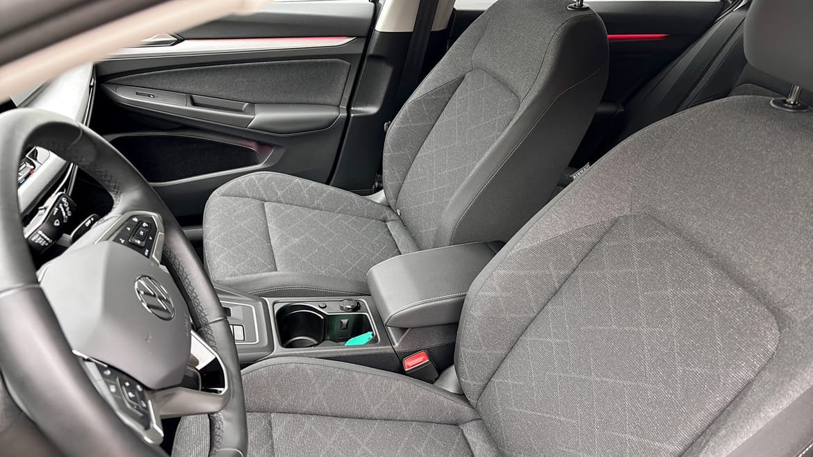 Vehicle Image 8