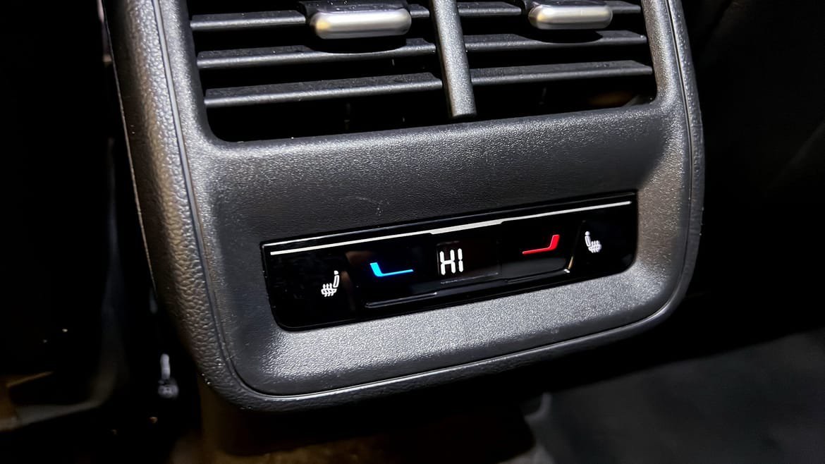 Vehicle Image 22