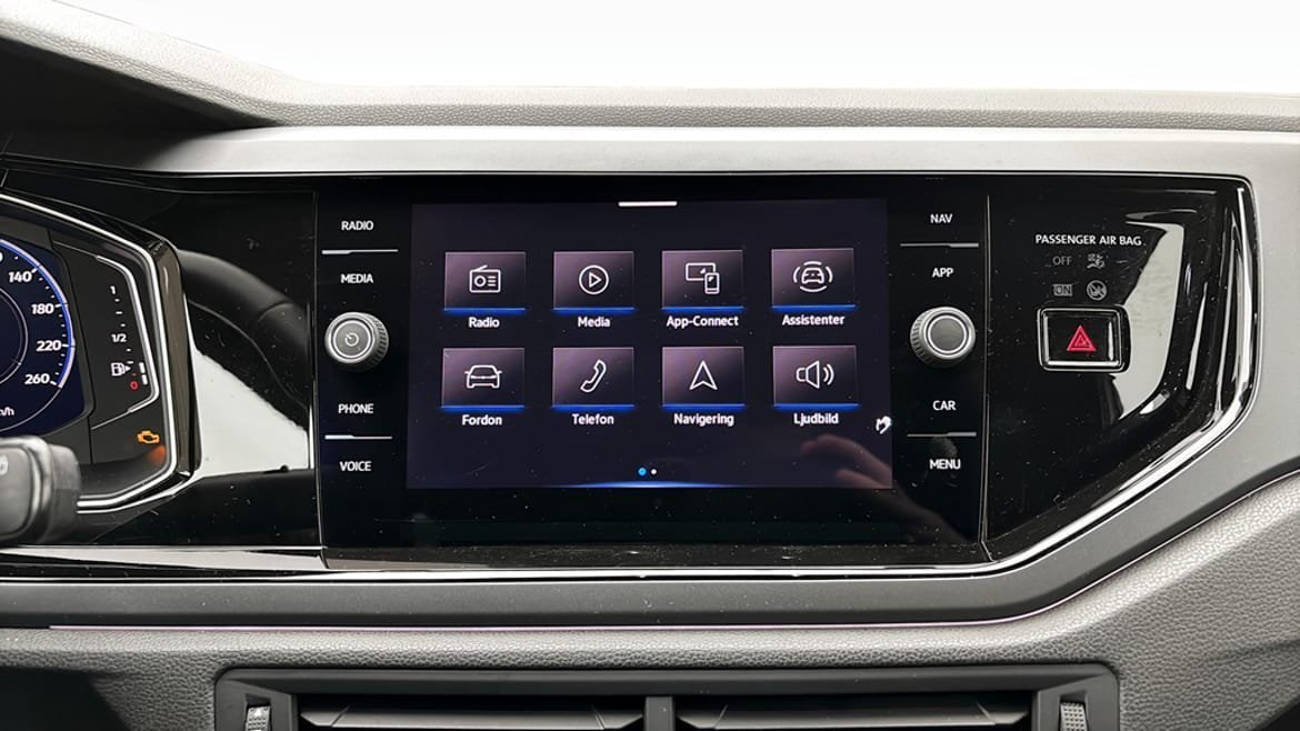 Vehicle Image 9