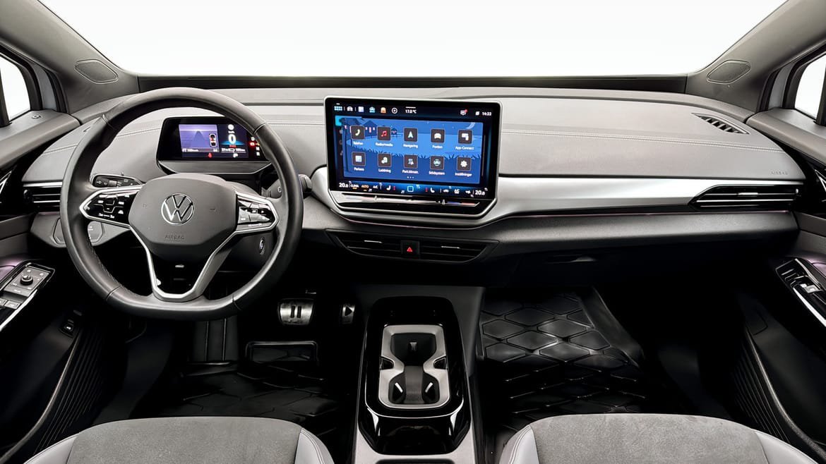 Vehicle Image 10