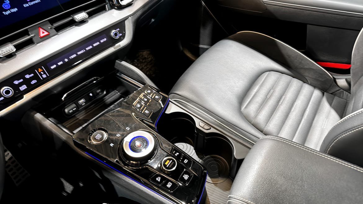 Vehicle Image 19