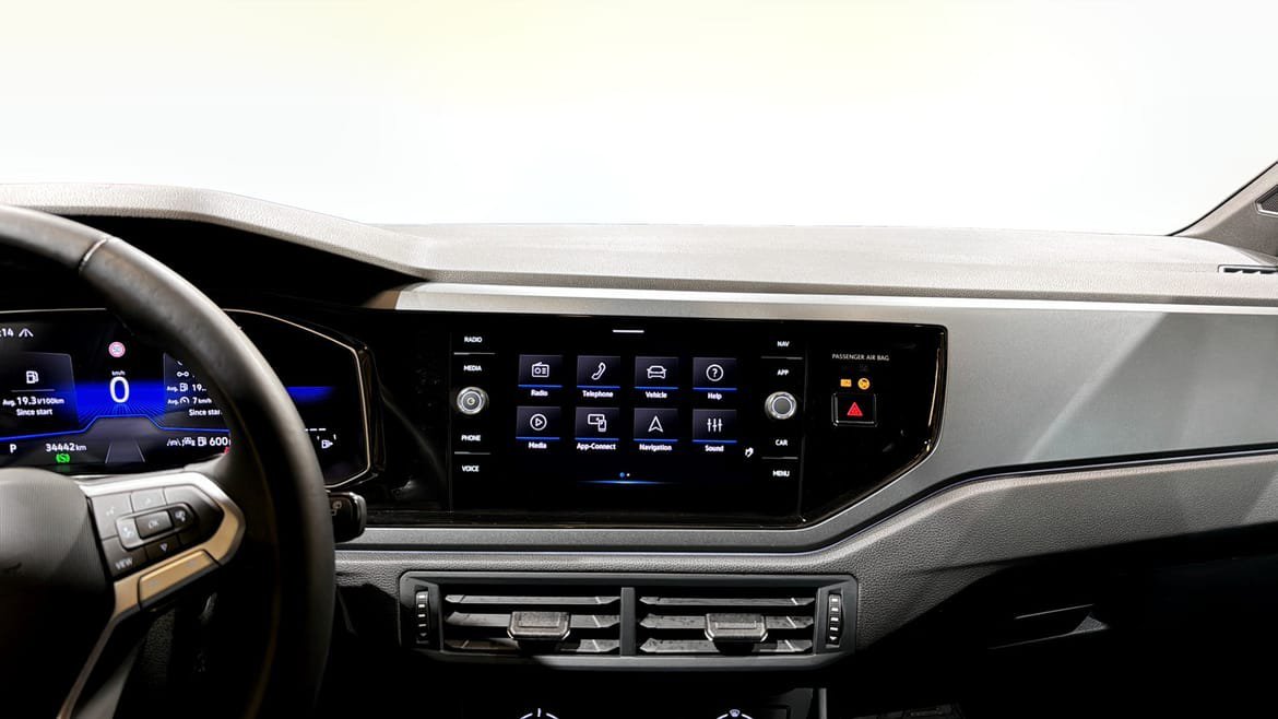 Vehicle Image 9