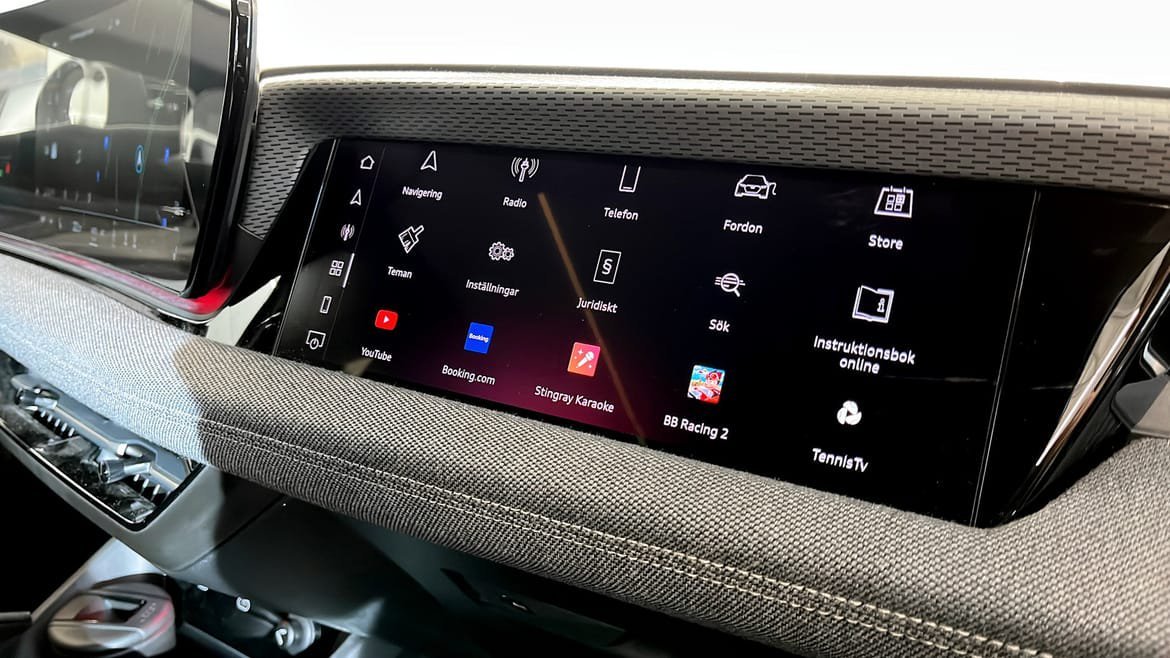 Vehicle Image 15