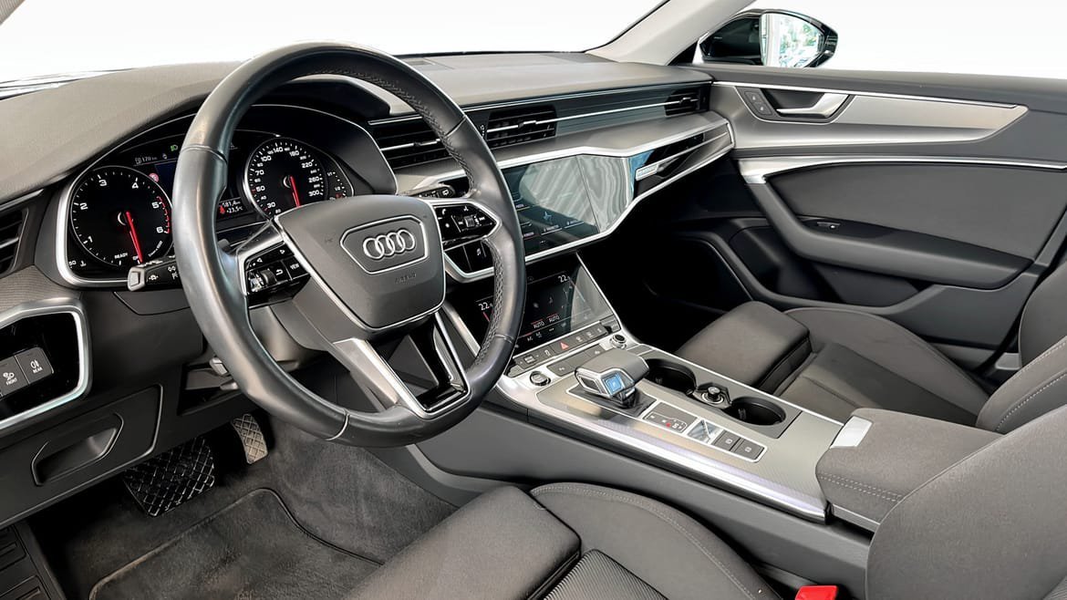 Vehicle Image 7