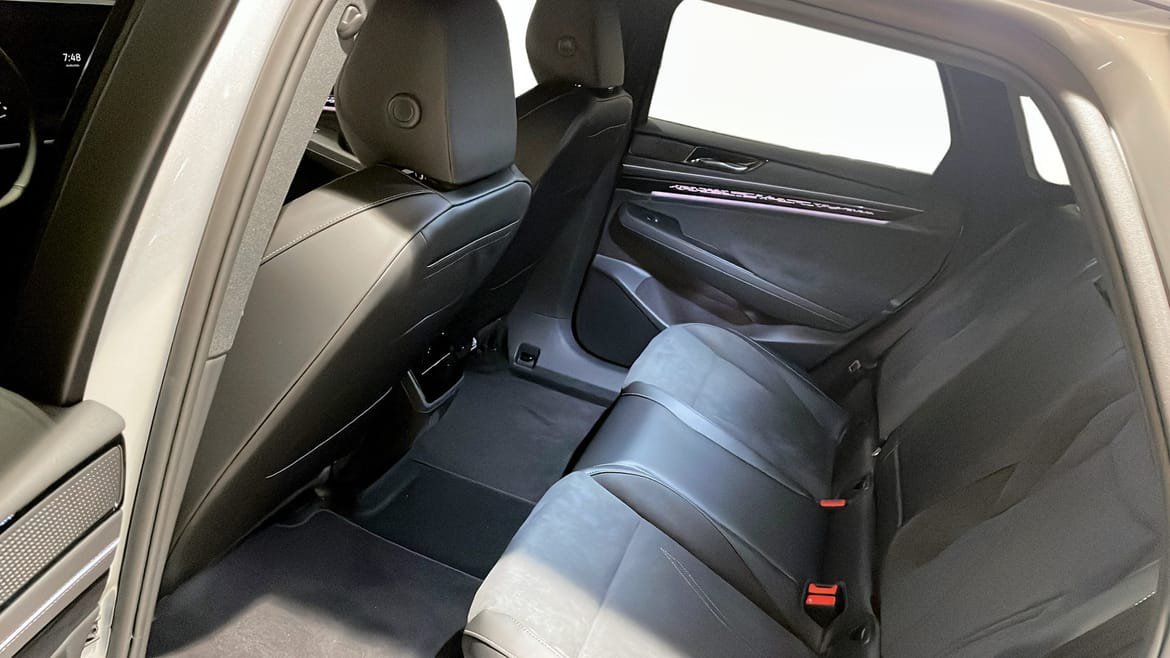 Vehicle Image 11