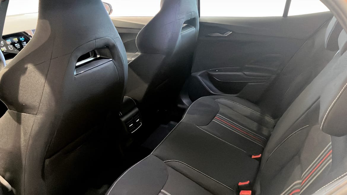 Vehicle Image 12