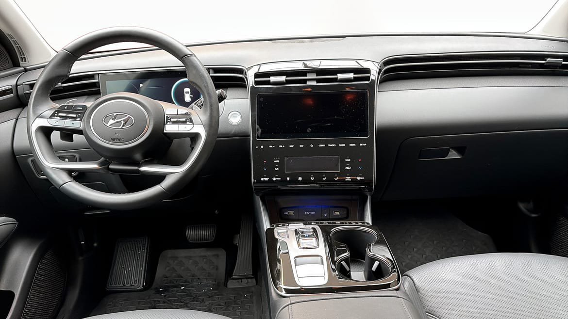 Vehicle Image 10