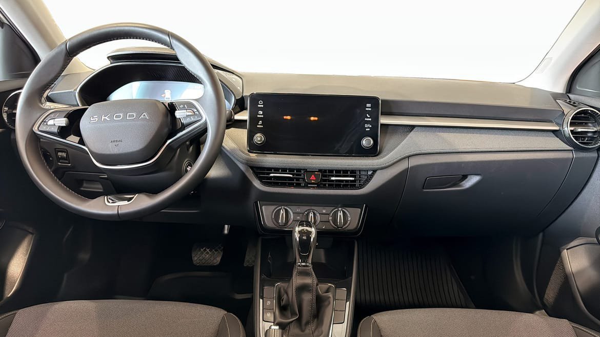 Vehicle Image 10
