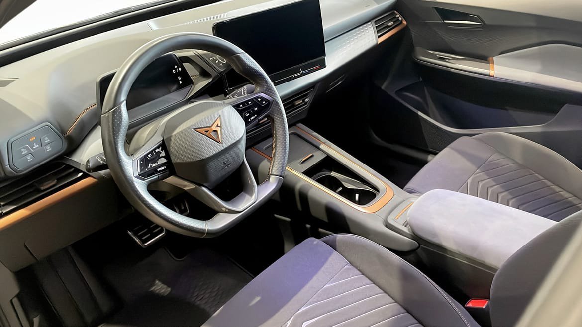 Vehicle Image 7