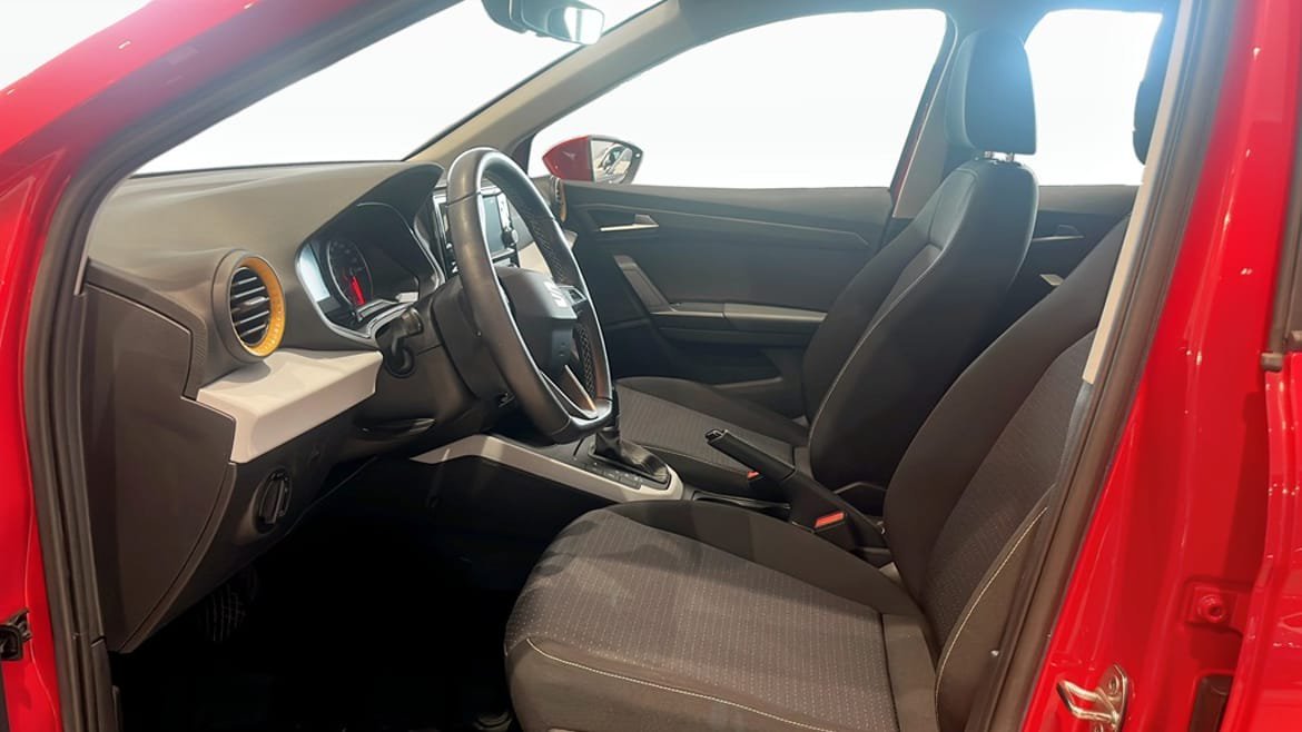 Vehicle Image 7
