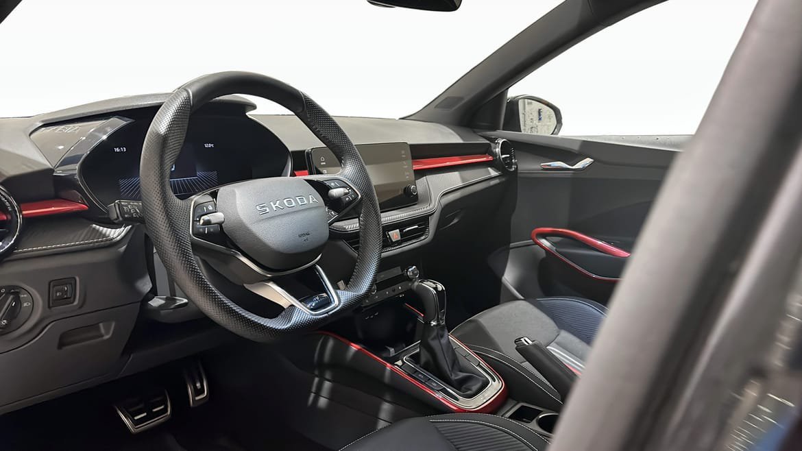 Vehicle Image 7