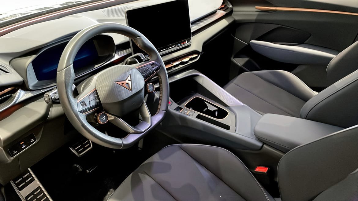 Vehicle Image 7