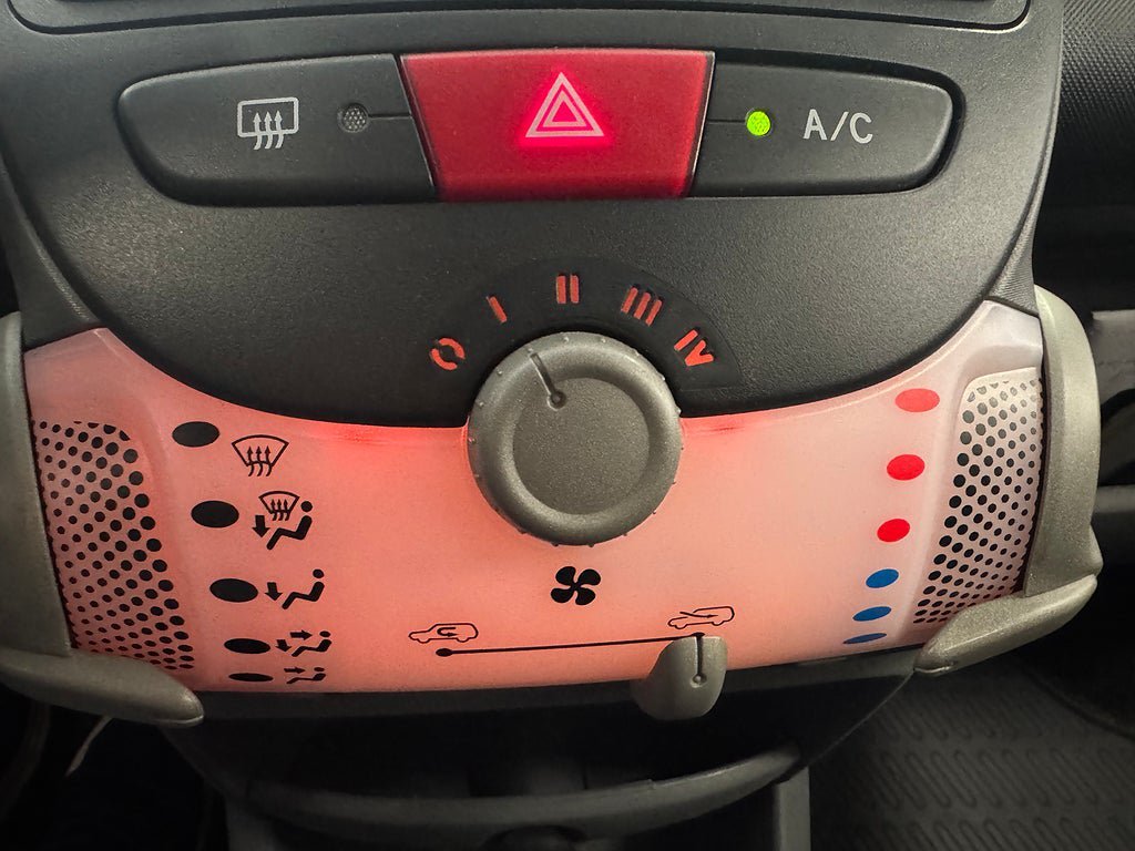 Vehicle Image 23