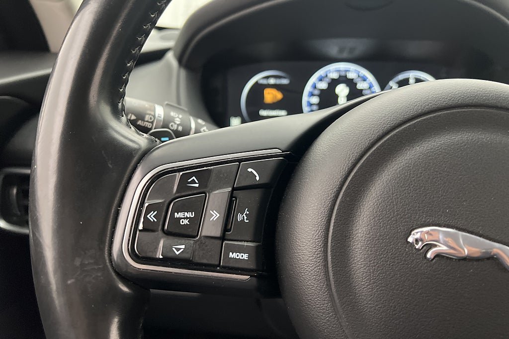 Vehicle Image 27