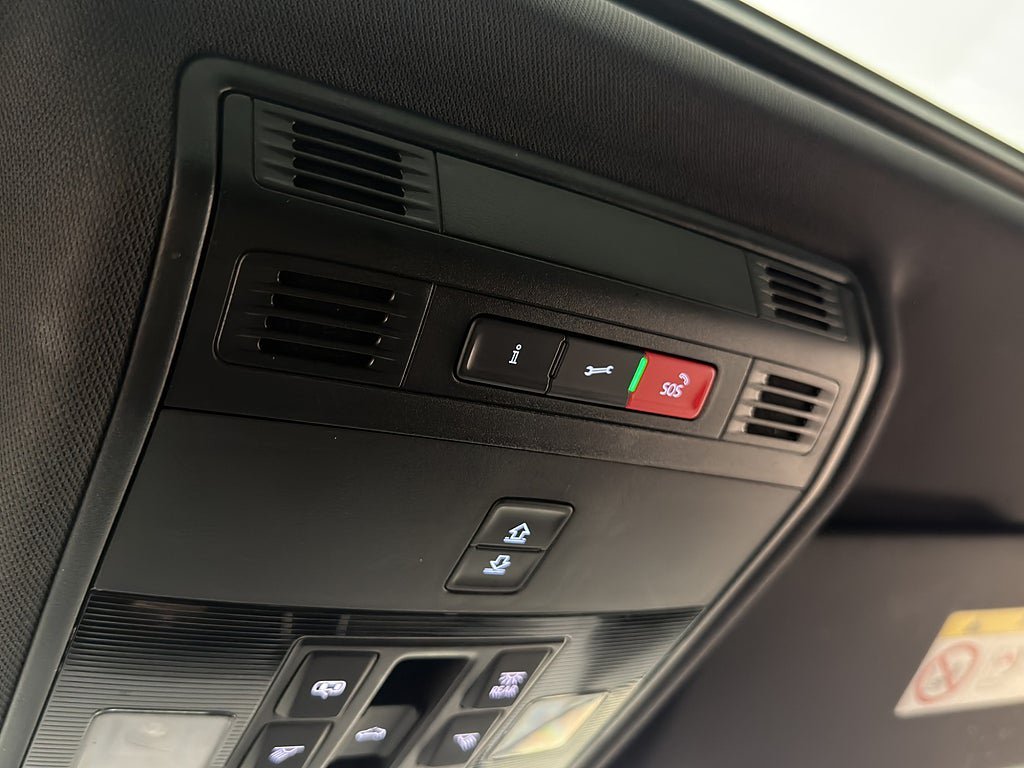 Vehicle Image 36