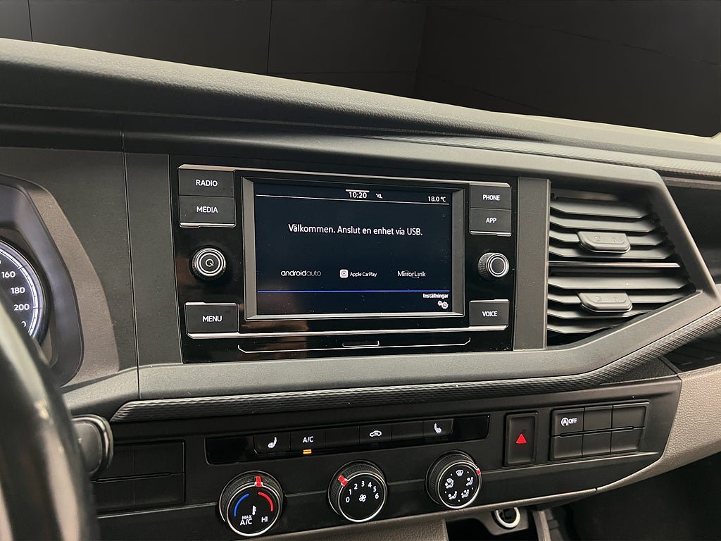 Vehicle Image 26