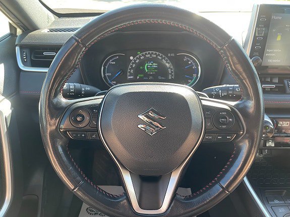 Vehicle Image 21