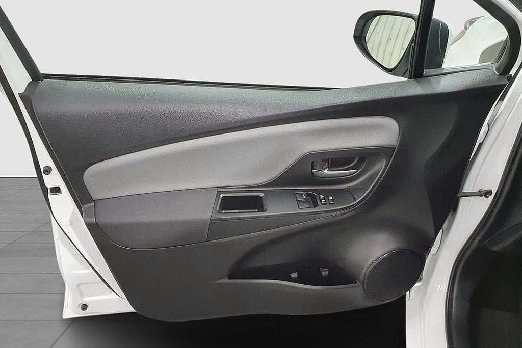 Vehicle Image 20