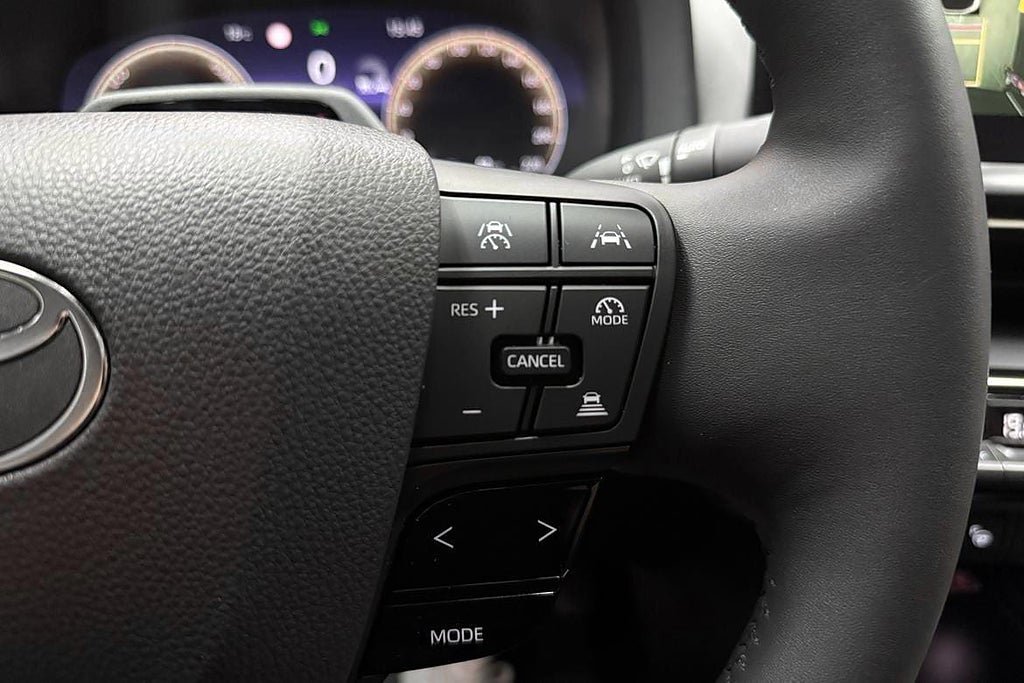 Vehicle Image 18