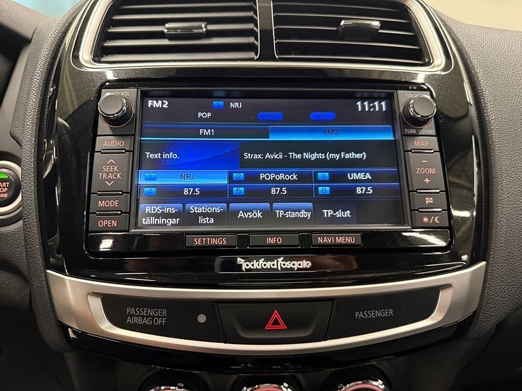 Vehicle Image 17