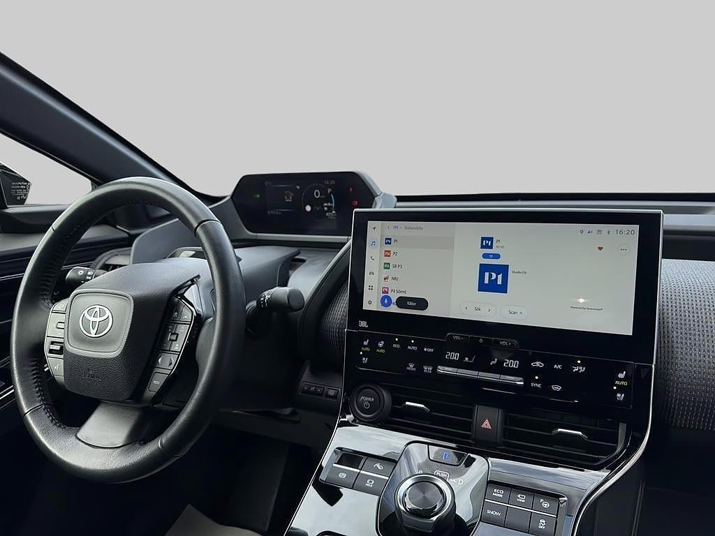Vehicle Image 7