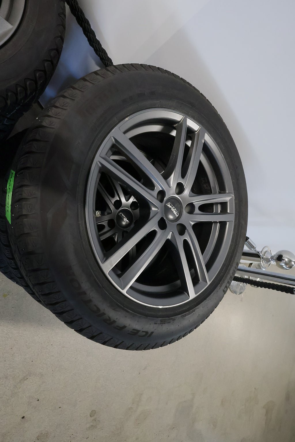 Vehicle Image 19