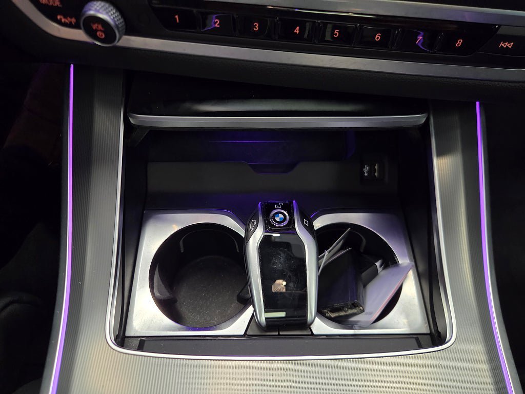 Vehicle Image 17