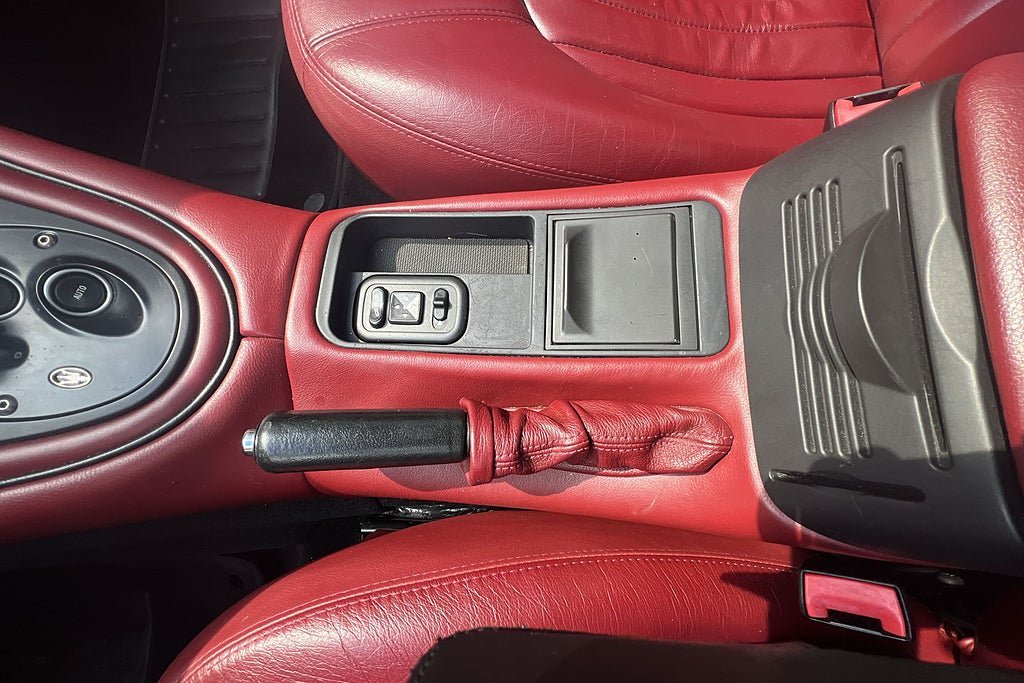 Vehicle Image 13