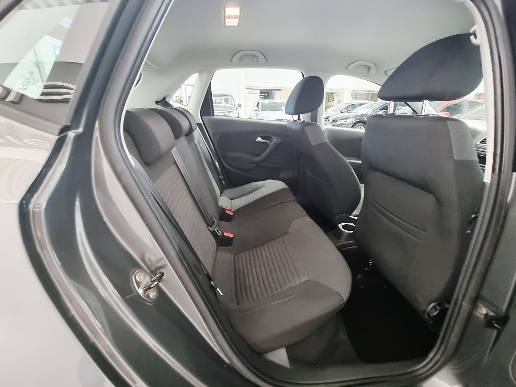 Vehicle Image 17