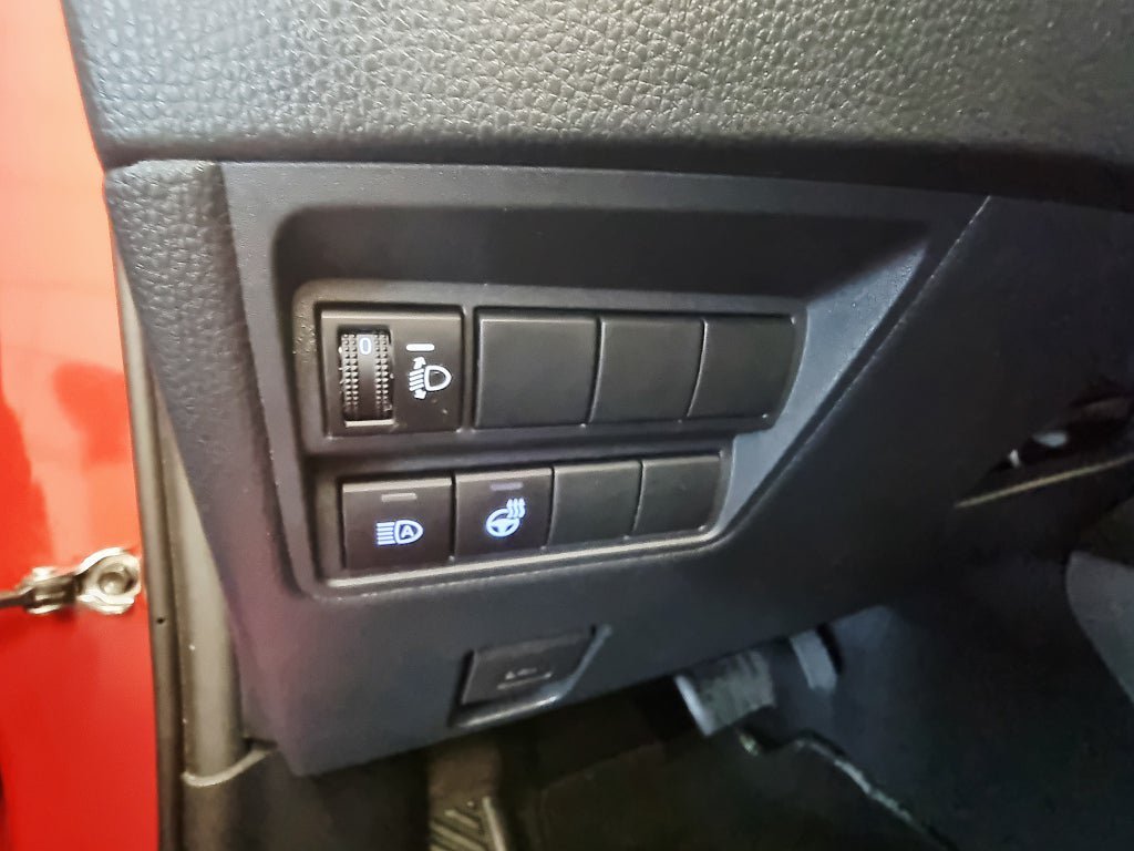 Vehicle Image 16