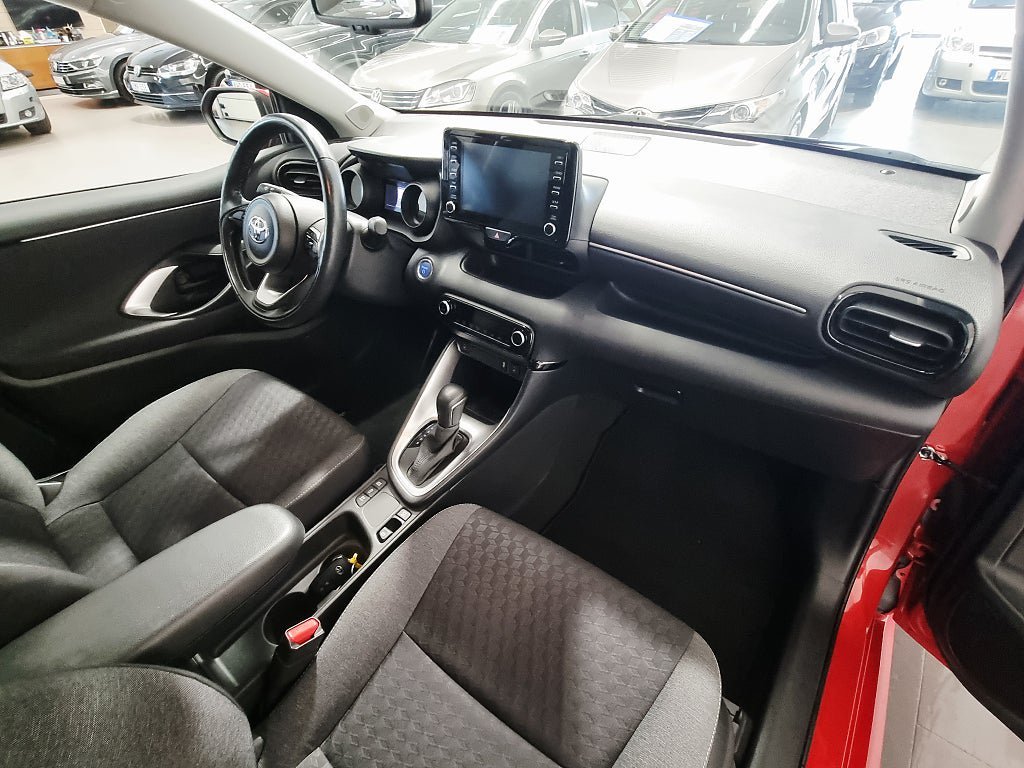 Vehicle Image 19