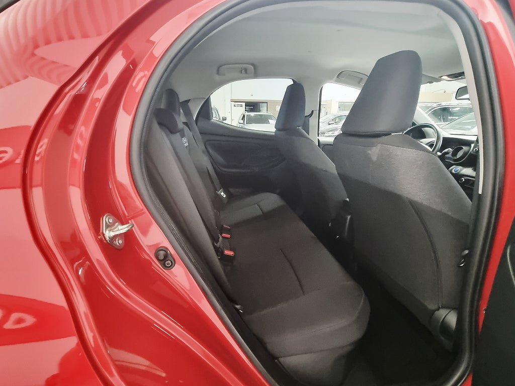 Vehicle Image 22