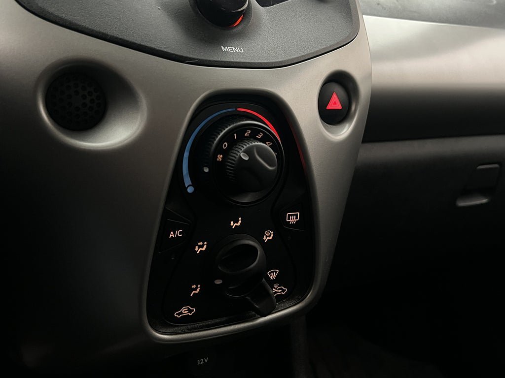 Vehicle Image 20