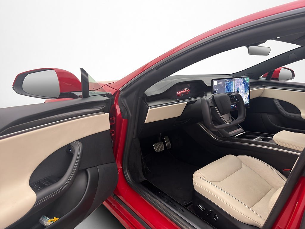 Vehicle Image 11
