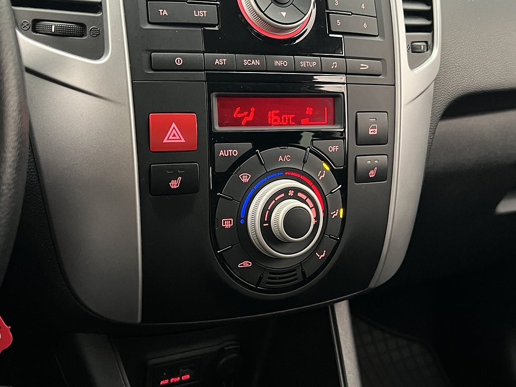 Vehicle Image 17