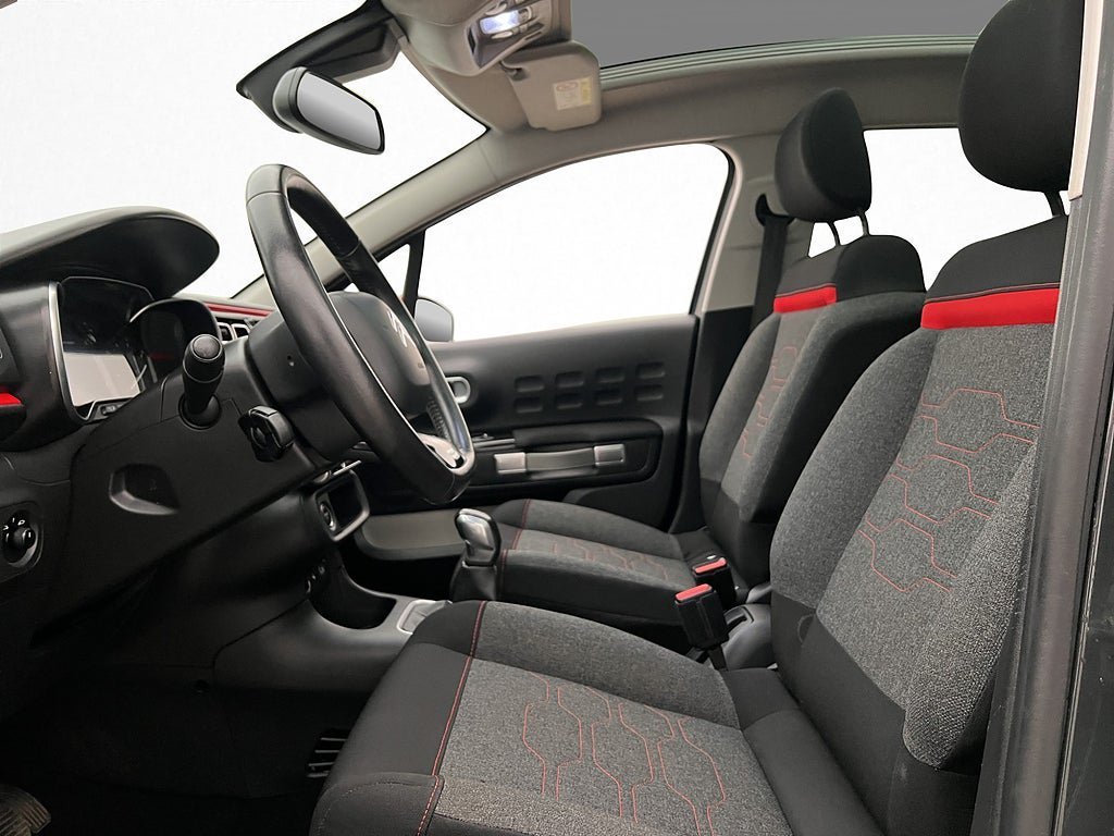 Vehicle Image 12