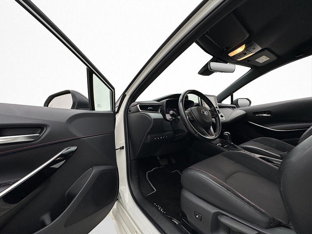 Vehicle Image 12