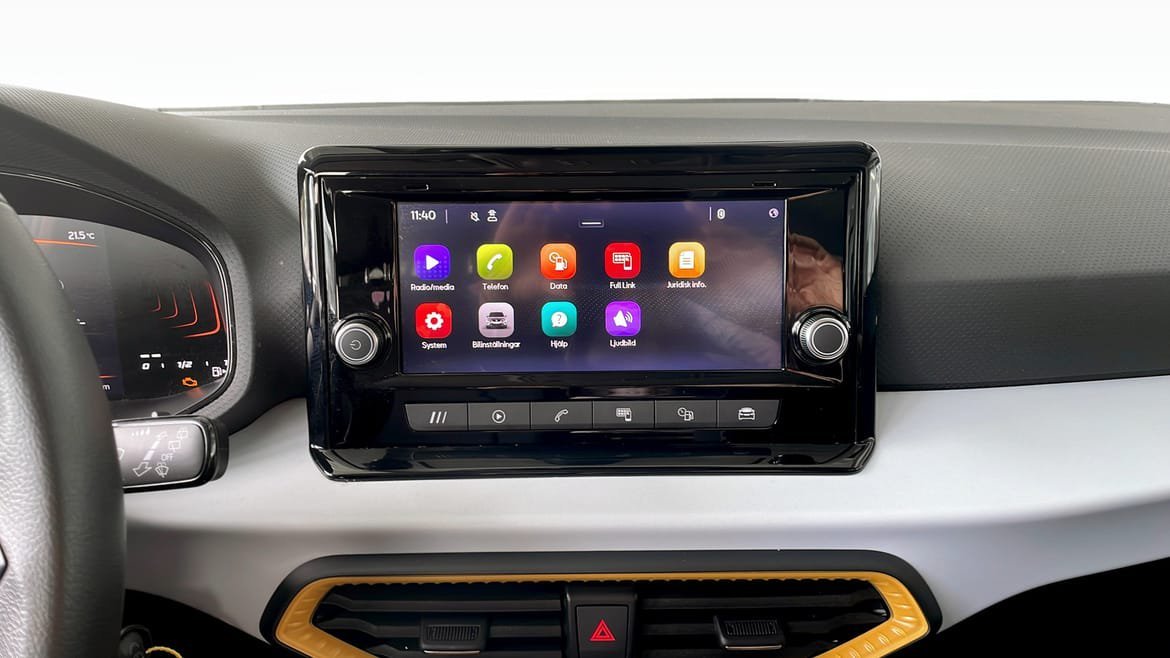 Vehicle Image 9