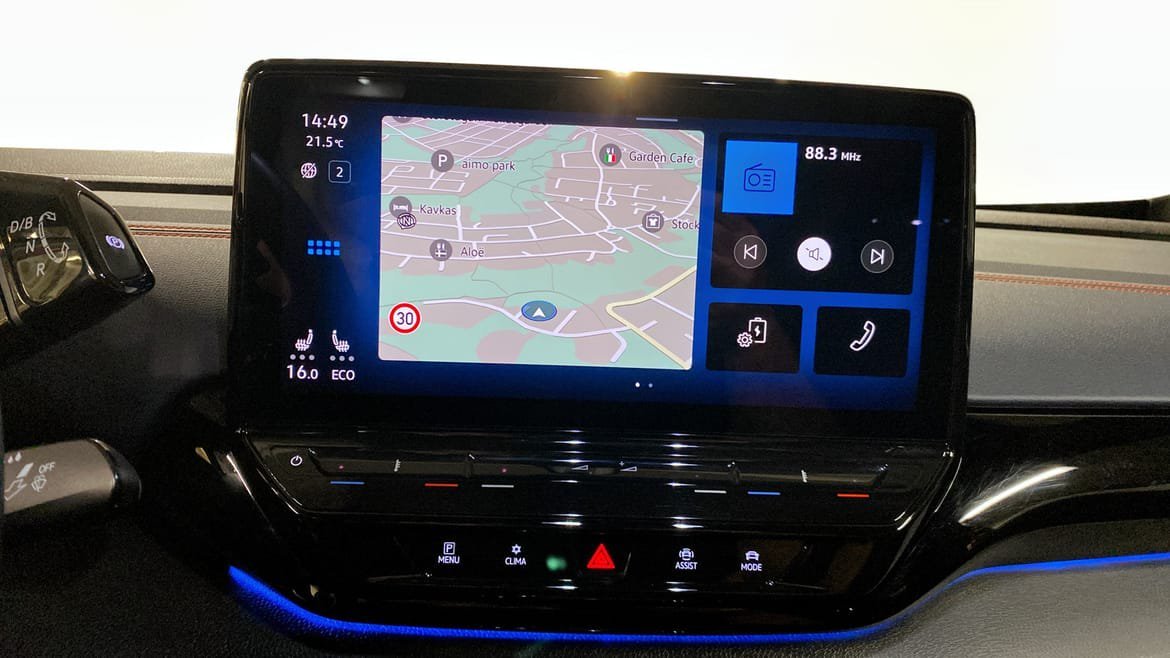 Vehicle Image 9