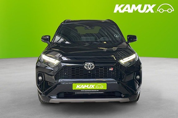 Vehicle Image 6