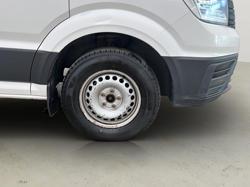 Vehicle Image 29