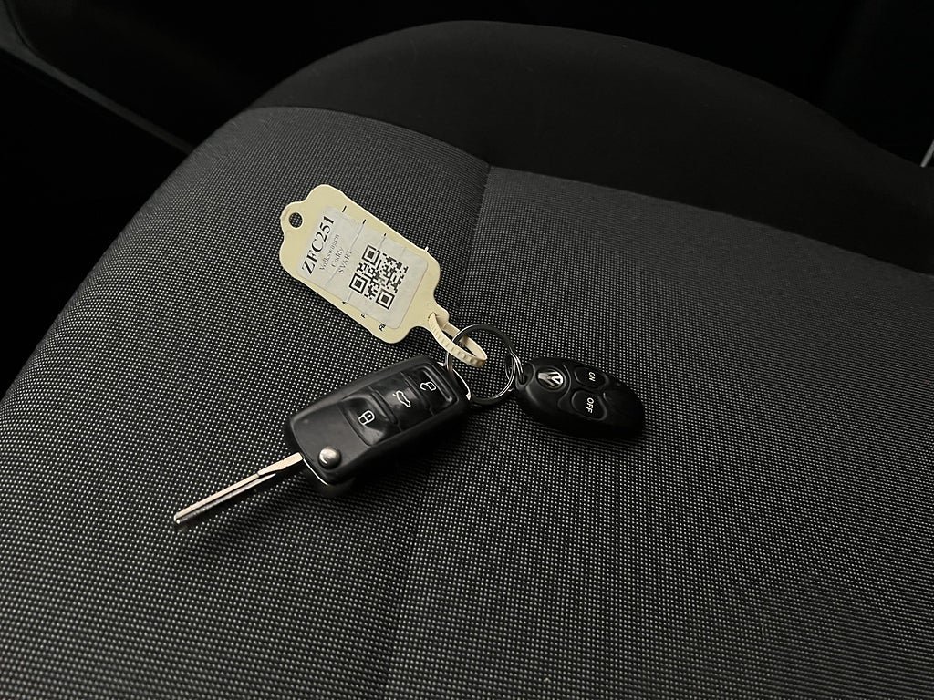 Vehicle Image 18