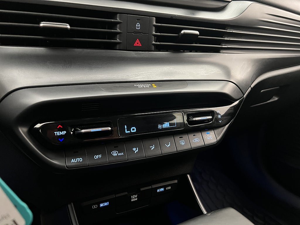 Vehicle Image 26