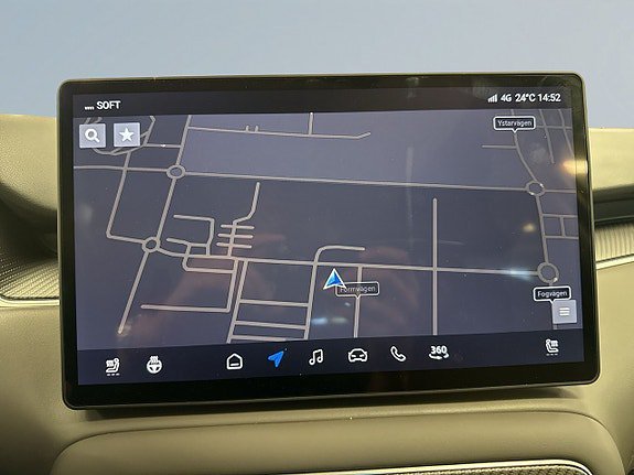 Vehicle Image 15