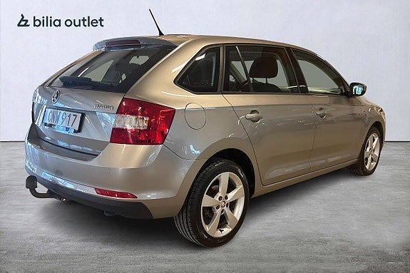 Vehicle Image 9