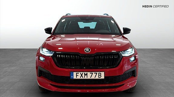 Vehicle Image 8