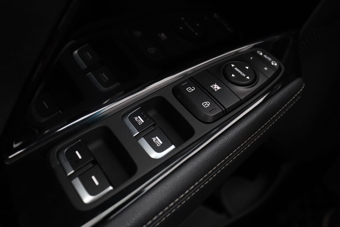 Vehicle Image 35